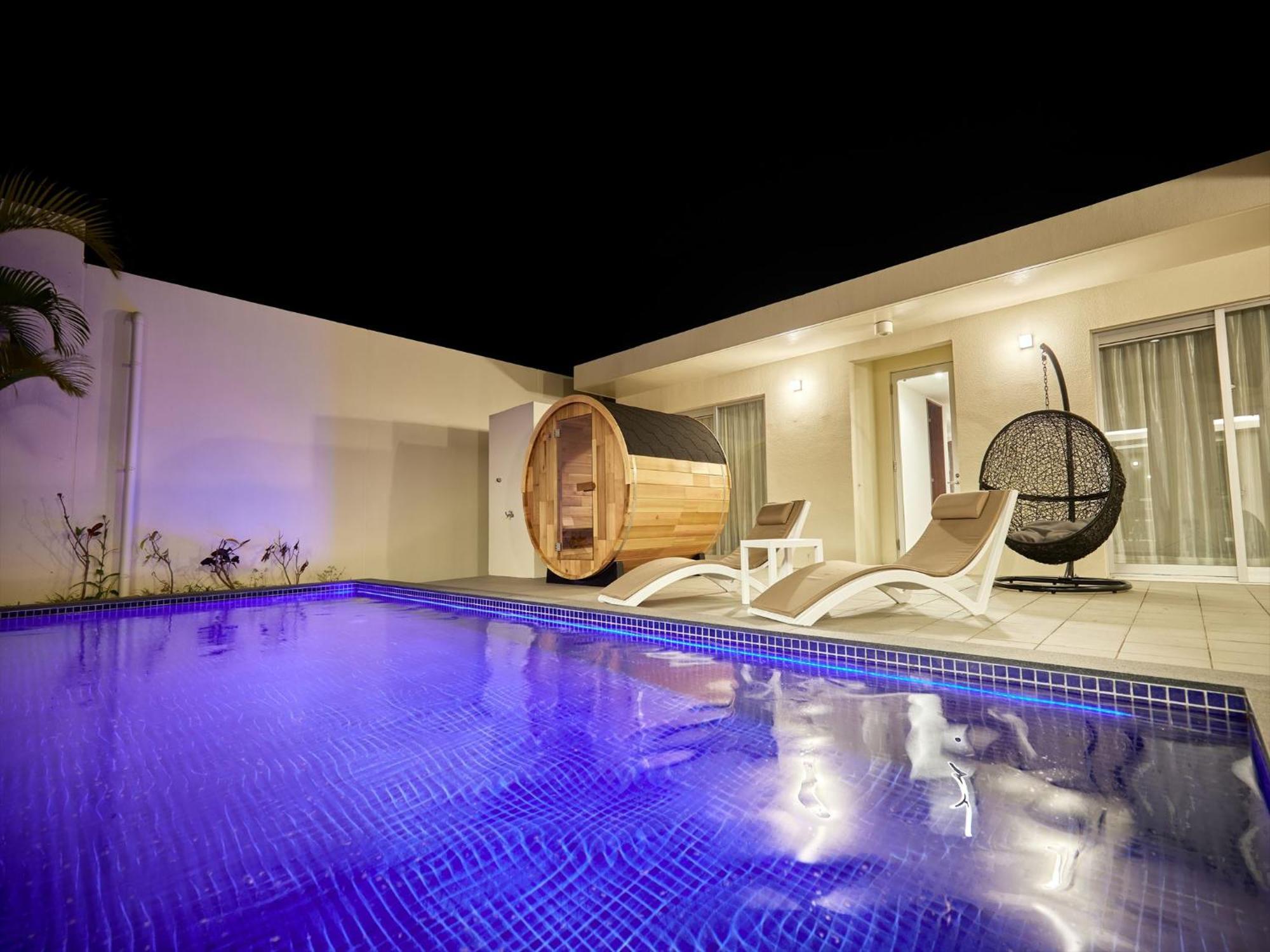 The Pool & Sauna Villa Motobu Exterior foto