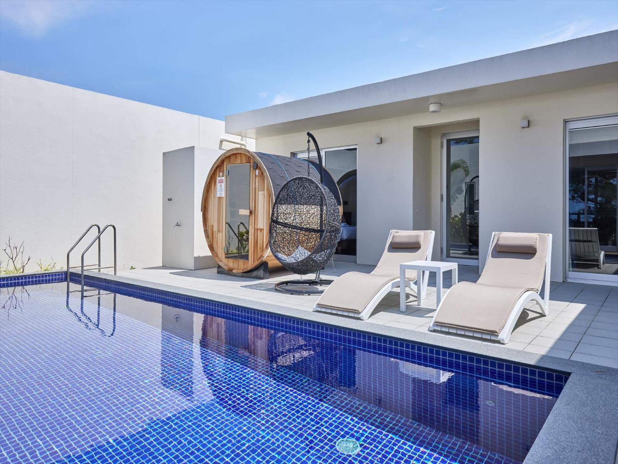 The Pool & Sauna Villa Motobu Exterior foto