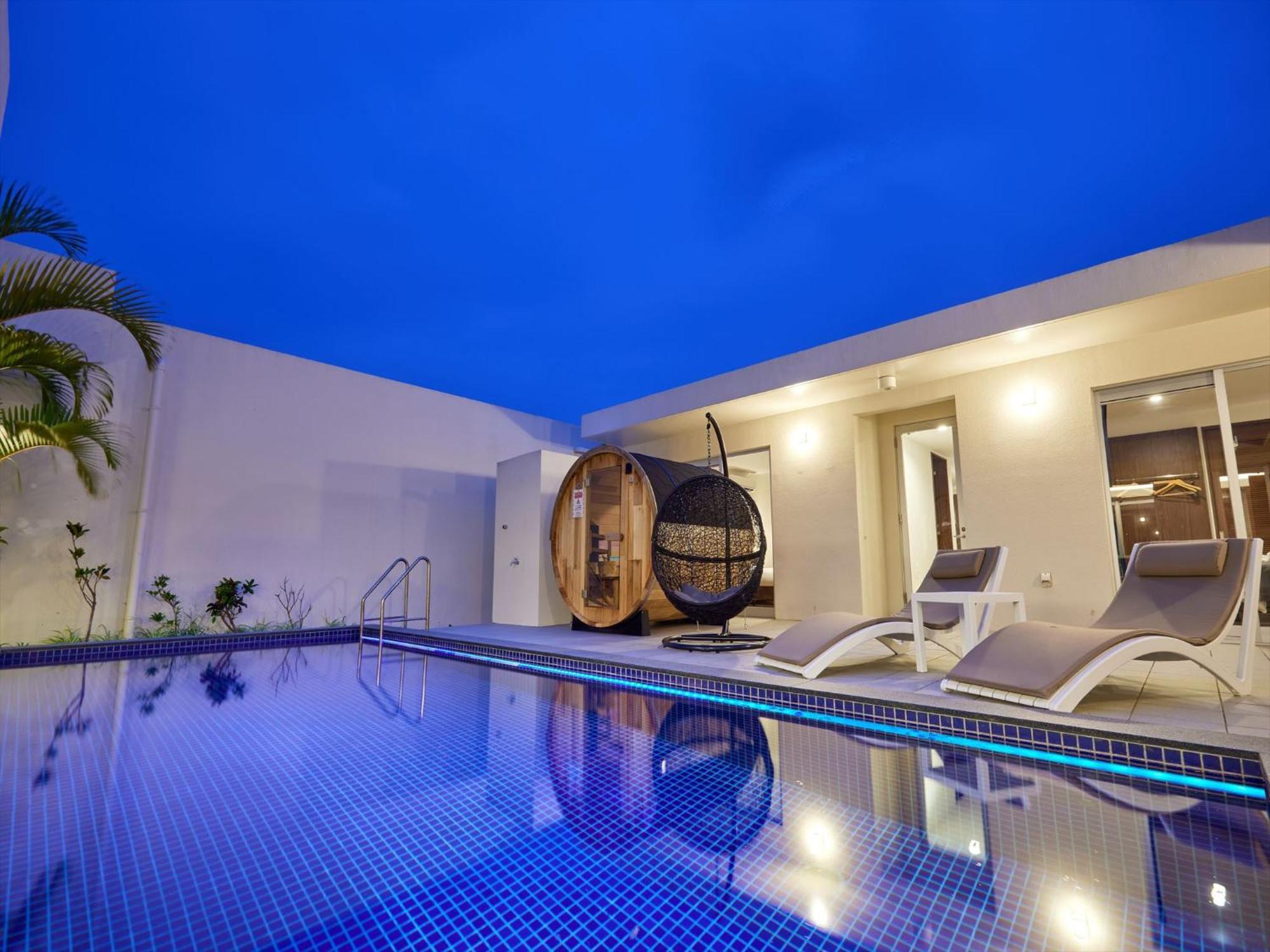 The Pool & Sauna Villa Motobu Exterior foto